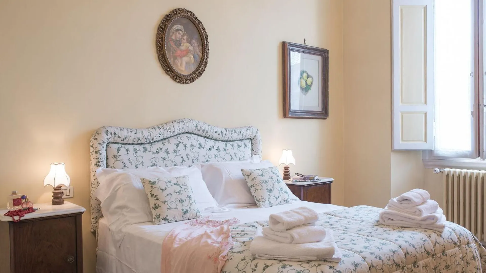 Italian Experience-Duomo Suite Florence Italy